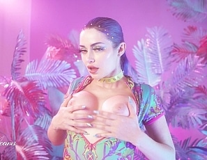 NeonGlassToy